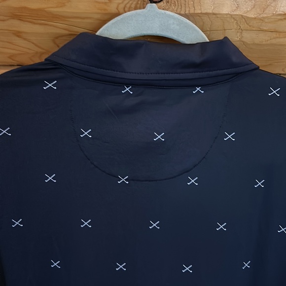 Kenneth Cole New York NWT Golf Shirt Size X-Large in Navy with Golf Club Print - Picture 7 of 10